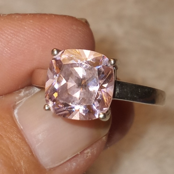 925 Silver with Pink Stone Cocktail Ring. SZ 8 - Picture 7 of 7